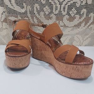 Sam Edelman Tan Leather Platform Sandals